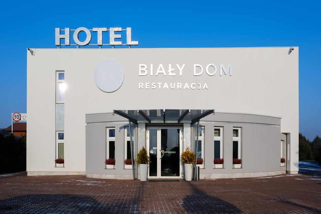 Bialy Dom Henlex Hotel Restauracja Poznań Exteriör bild