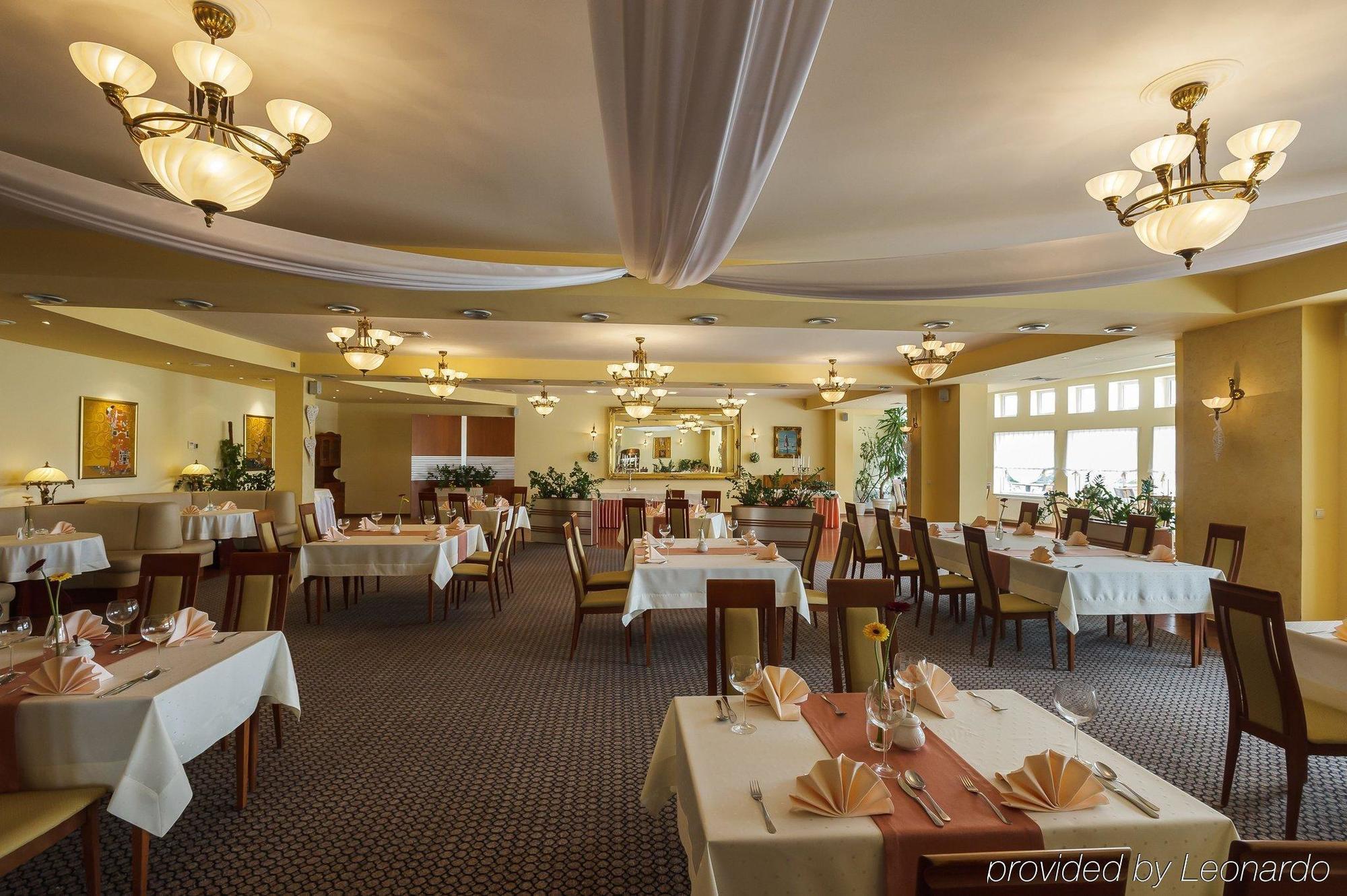 Bialy Dom Henlex Hotel Restauracja Poznań Exteriör bild