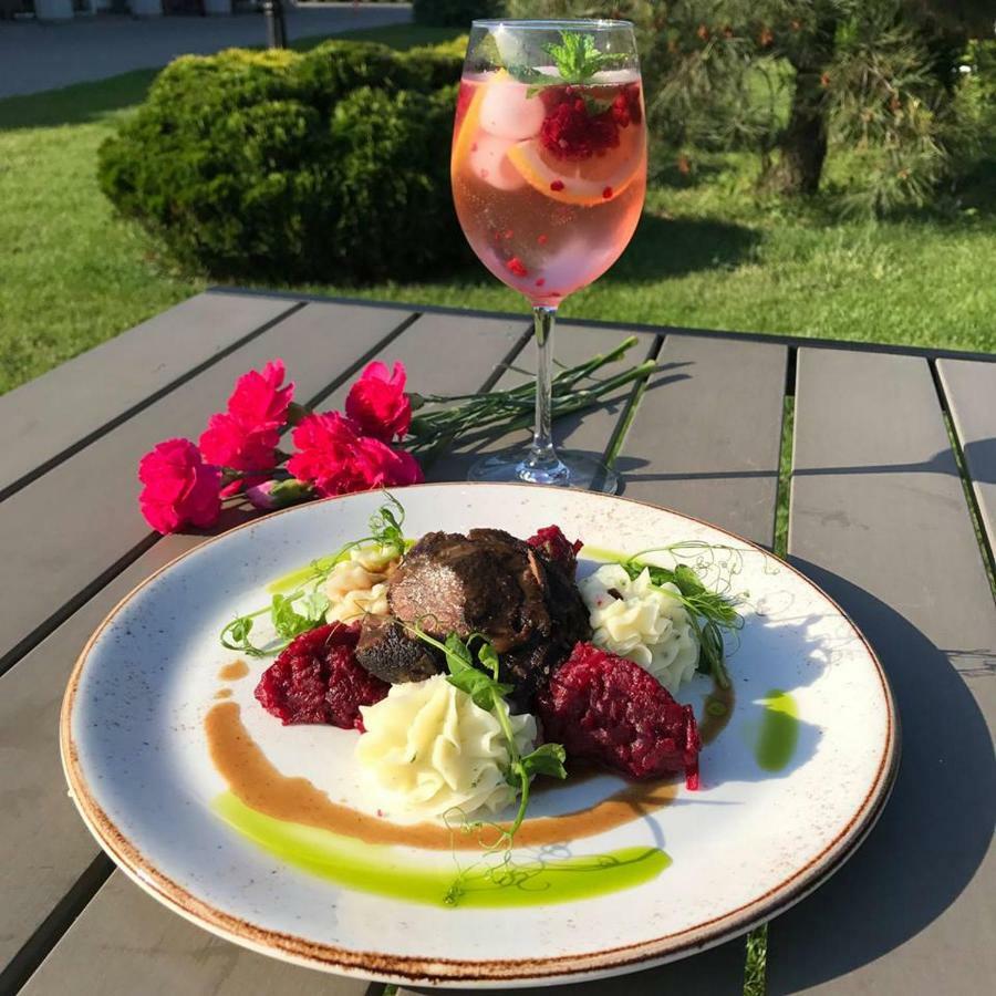 Bialy Dom Henlex Hotel Restauracja Poznań Exteriör bild